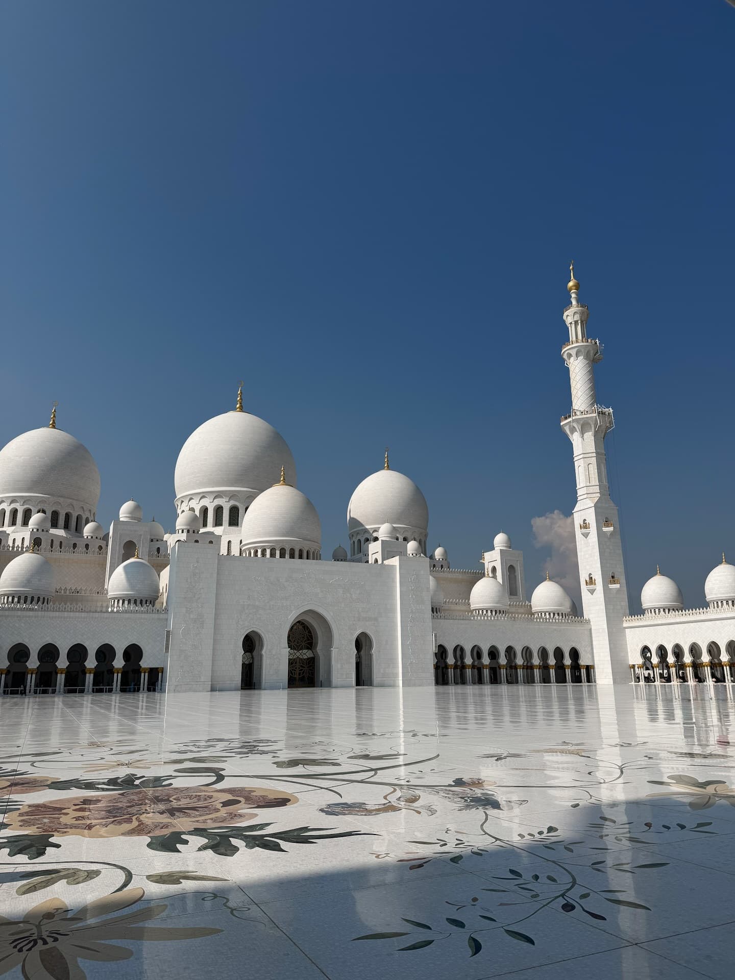 Downtown Dubai and Abu Dhabi Family Holiday for 6 Nights