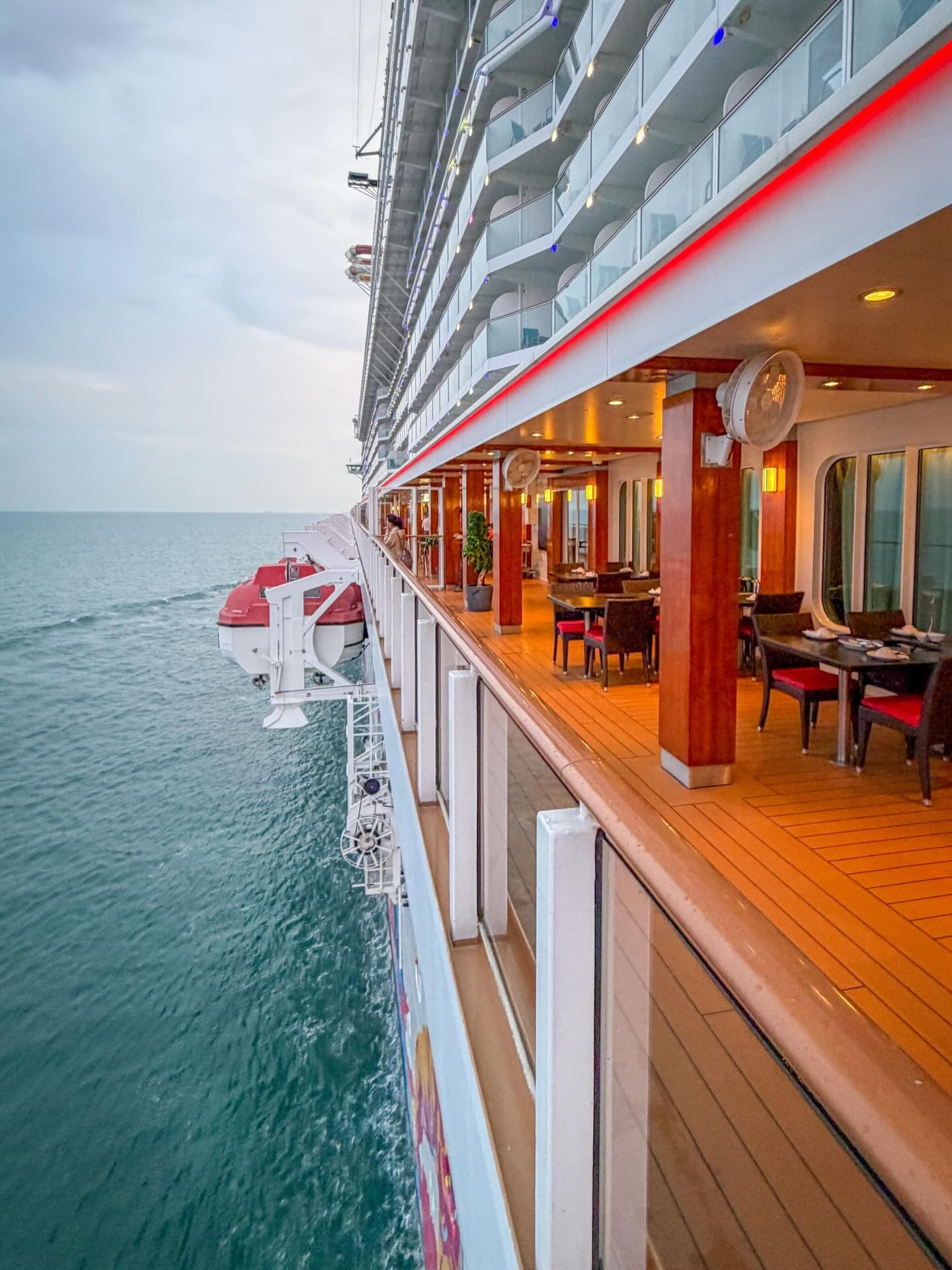 Singapore Family Journey with Cruise, 8 Nights Across Orchard and Sentosa
