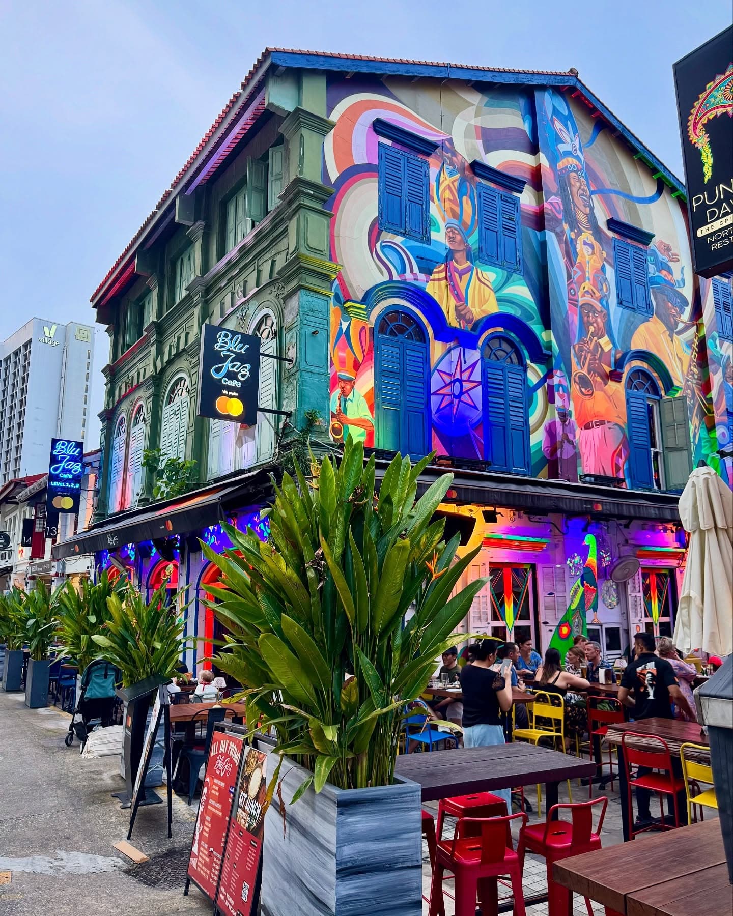 Bangalore to Kampong Glam and Sentosa, 5-Night Singapore Honeymoon