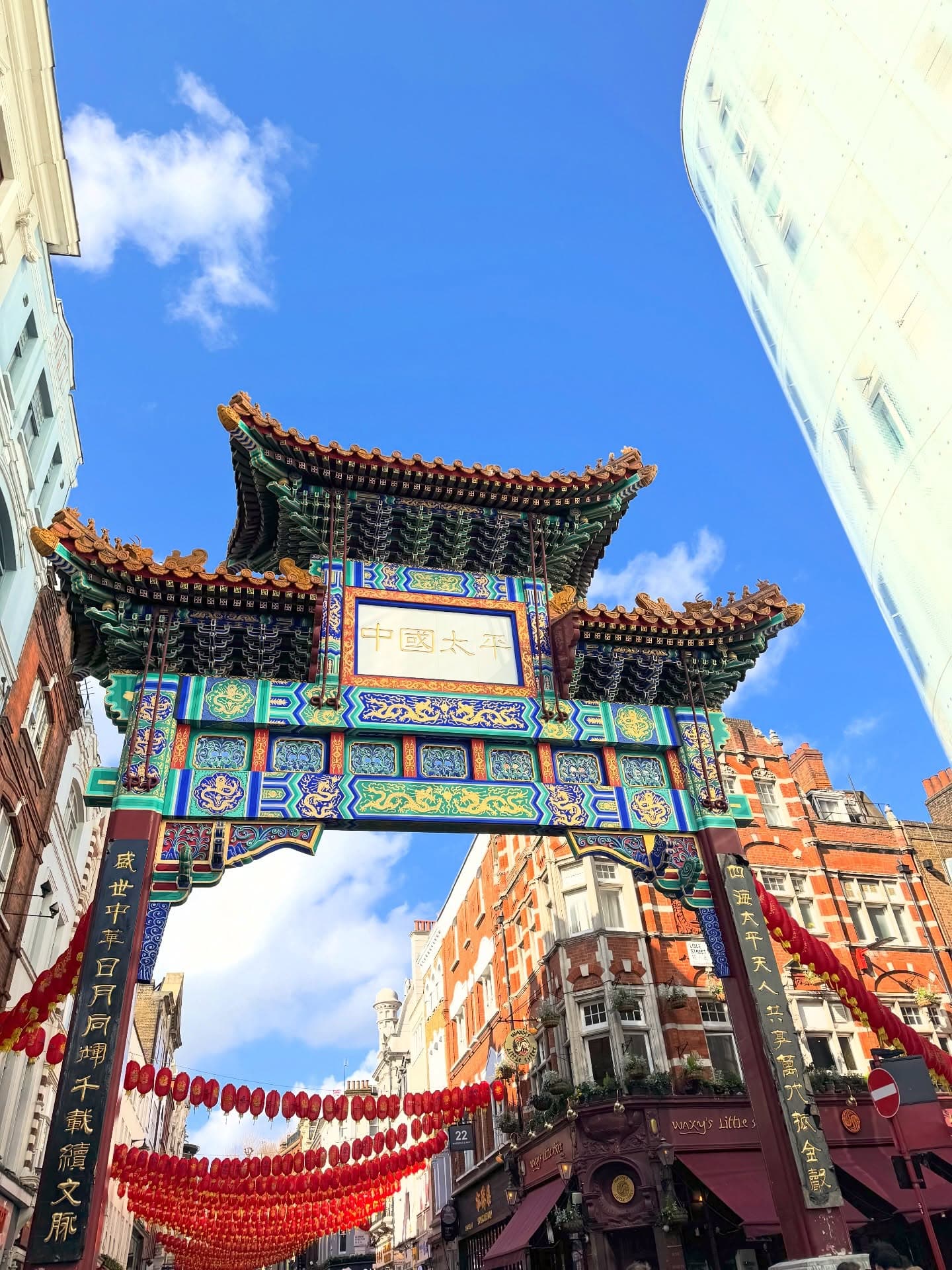 Budget Trip to Singapore, 5 Nights Through Chinatown and Bugis