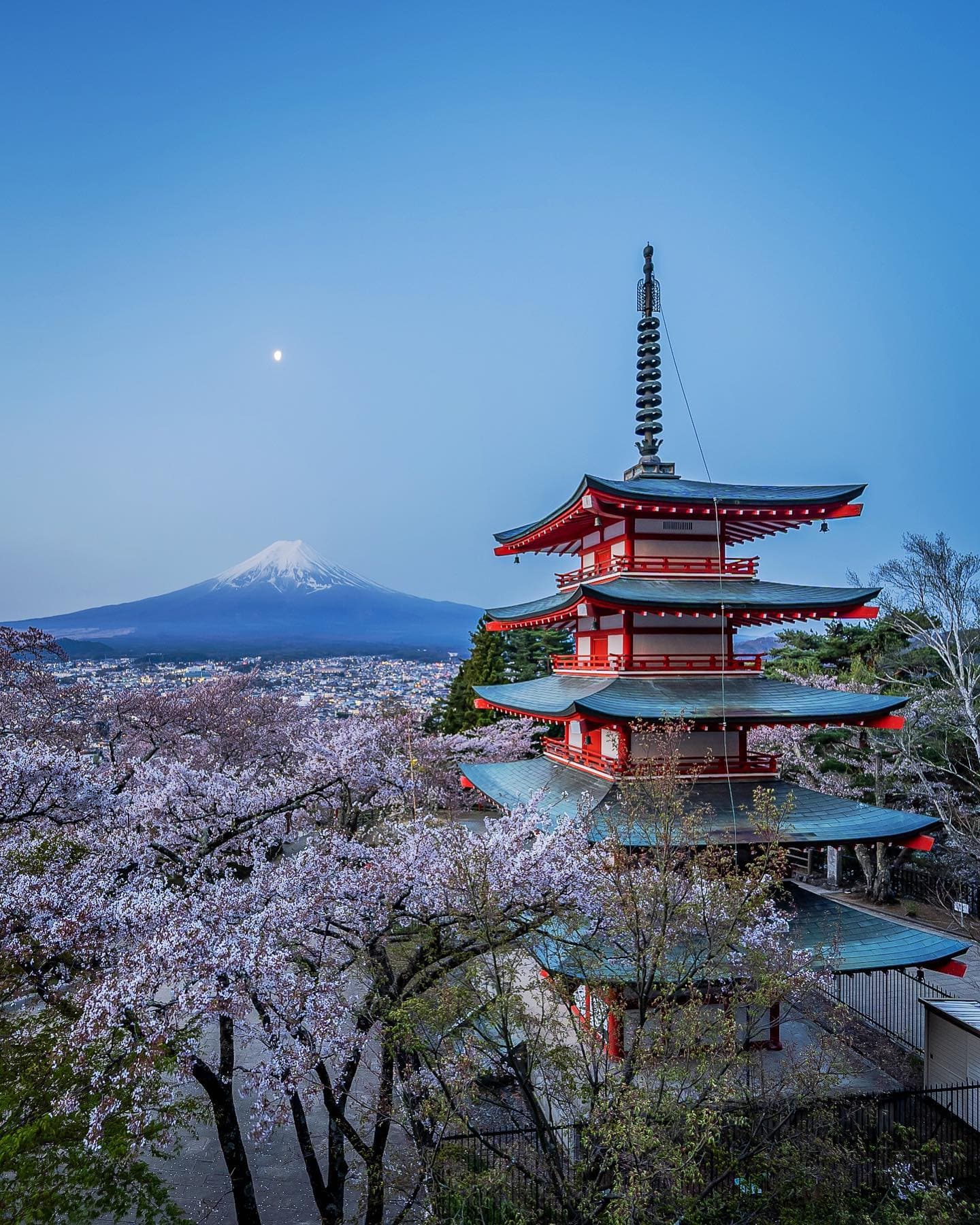 Tokyo, Mount Fuji and Osaka in Luxury for 8 Nights