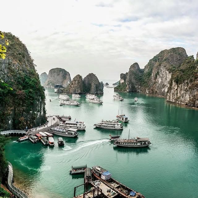 Beaches and Cities 9-Night Vietnam Family Trip