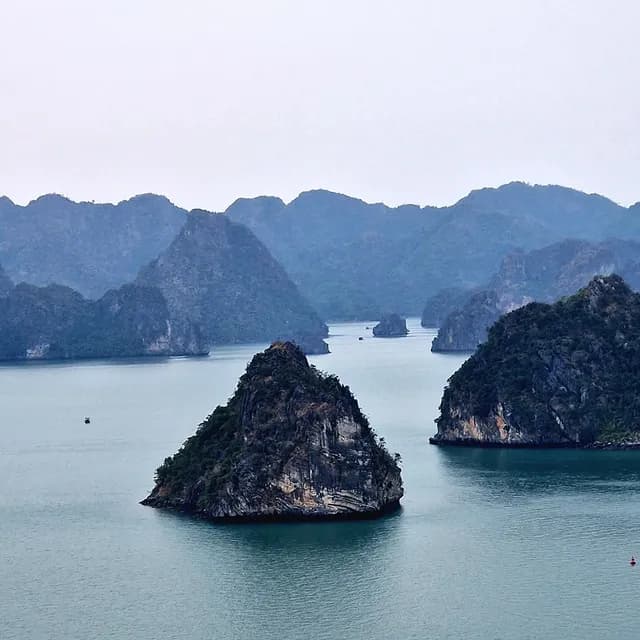 3-Night Hanoi Budget Tour Package from Ahmedabad