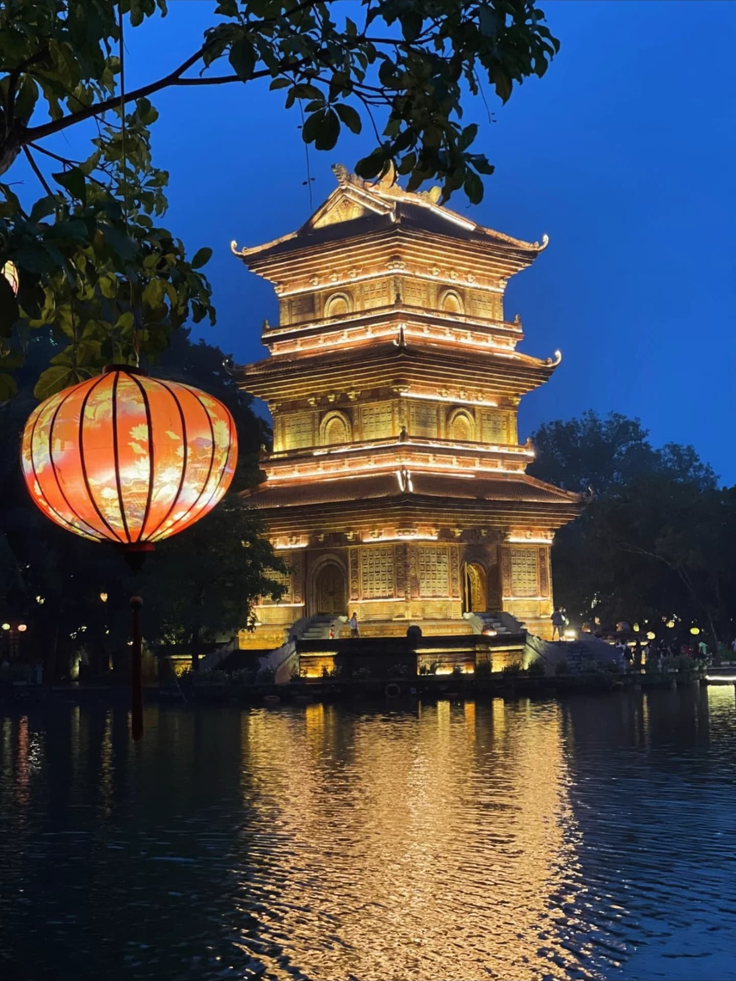 Hanoi, Ninh Binh and Hue over 10 Budget Nights from Hyderabad