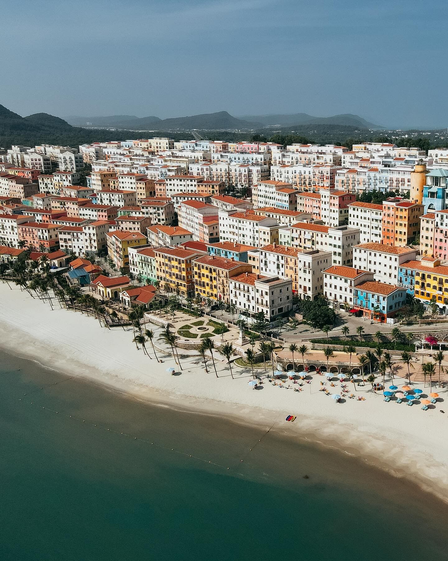 Hanoi, Ha Long Bay, Saigon and Phu Quoc over 11 Family Nights