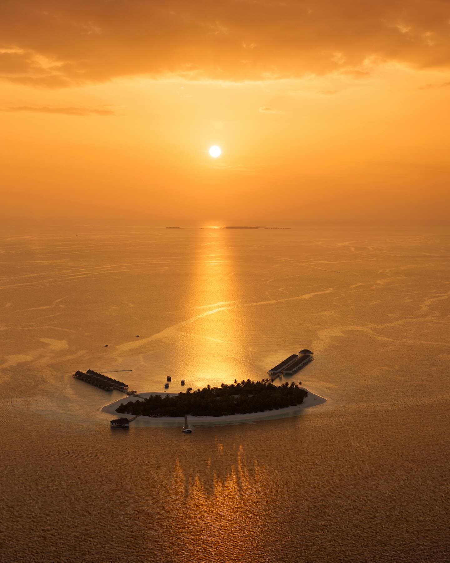 3-Night Angaga Island Resort Honeymoon Getaway