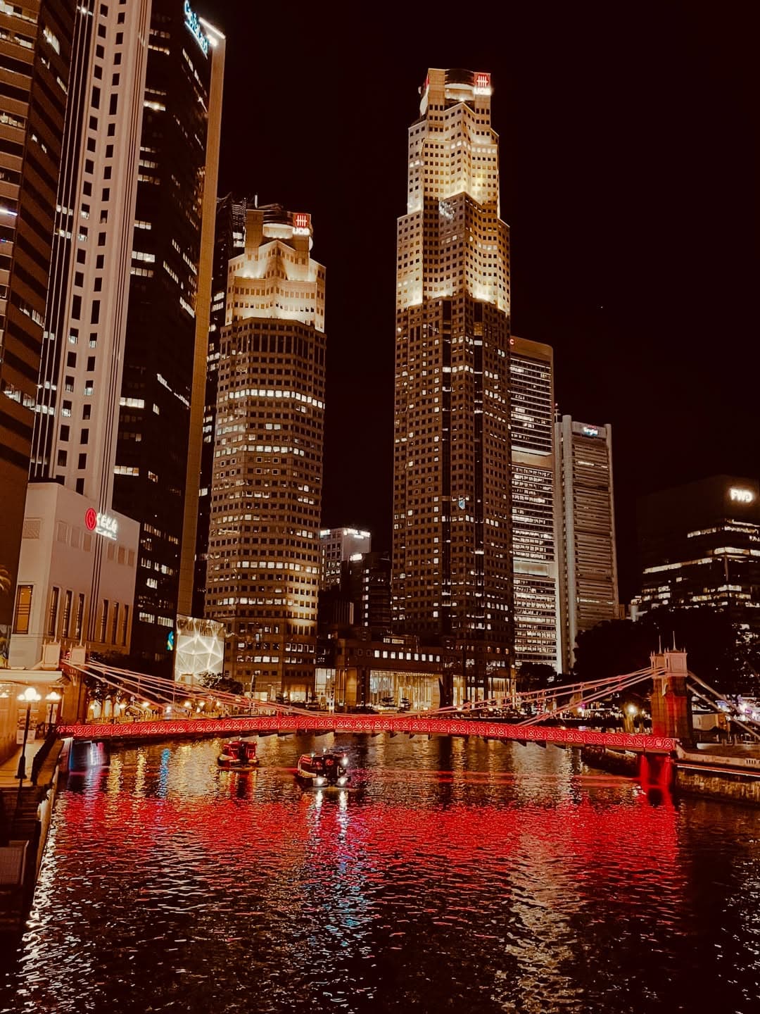 Romantic 4-Night Singapore Honeymoon Across Clarke Quay and Sentosa