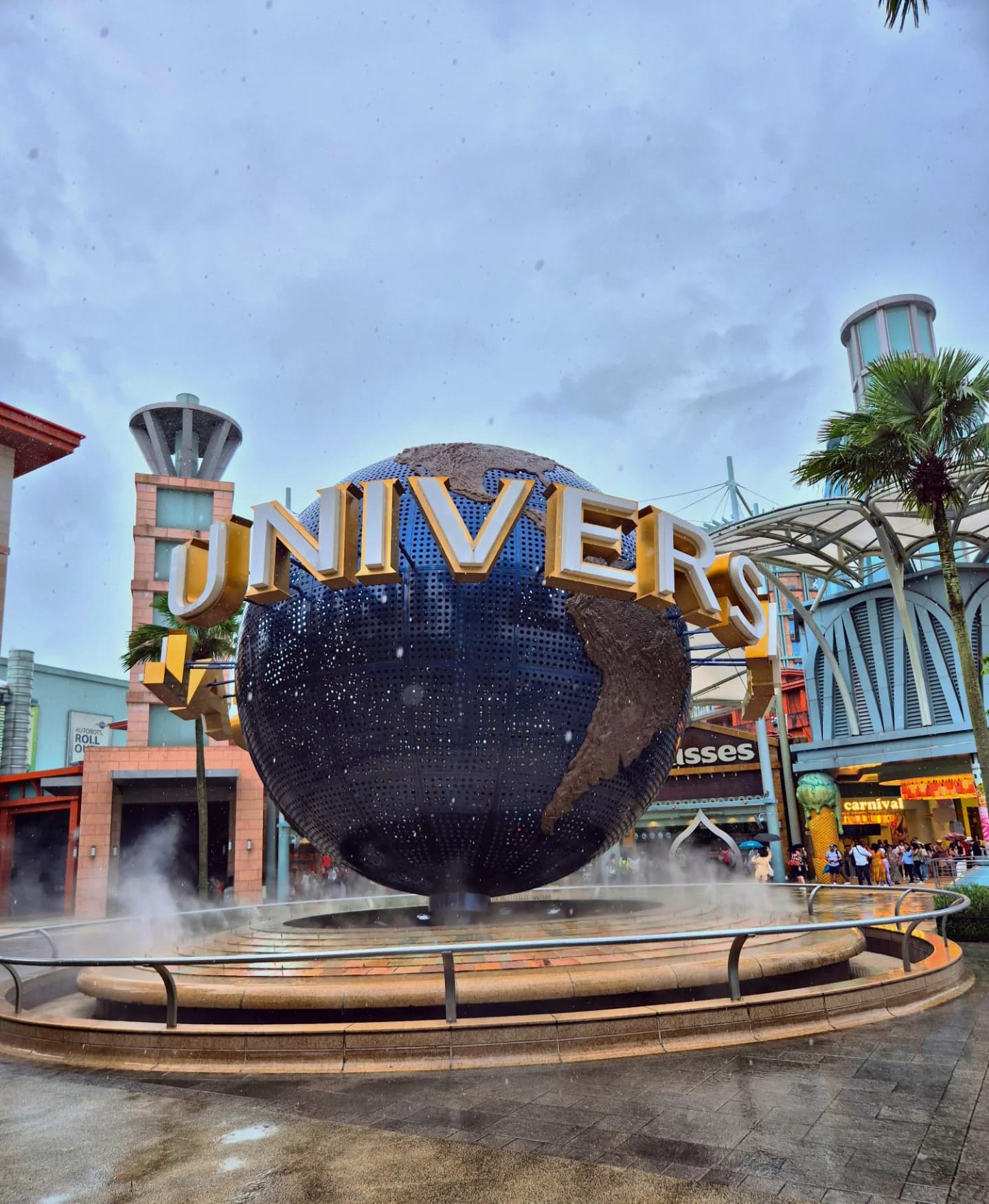 5-Night Singapore Adventure Tour Featuring Little India and Sentosa