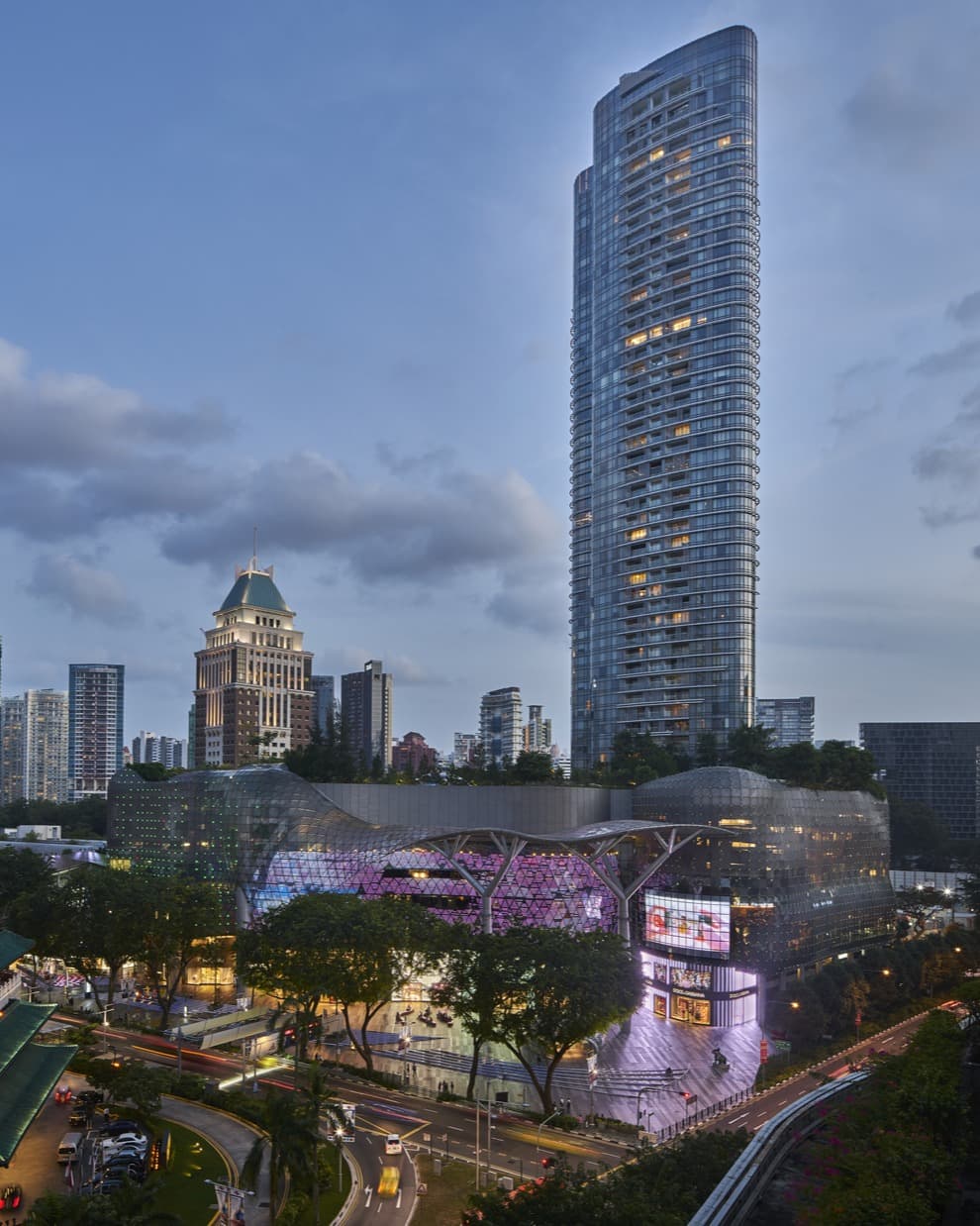 6-Night Singapore Honeymoon Escape Covering Sentosa and Orchard