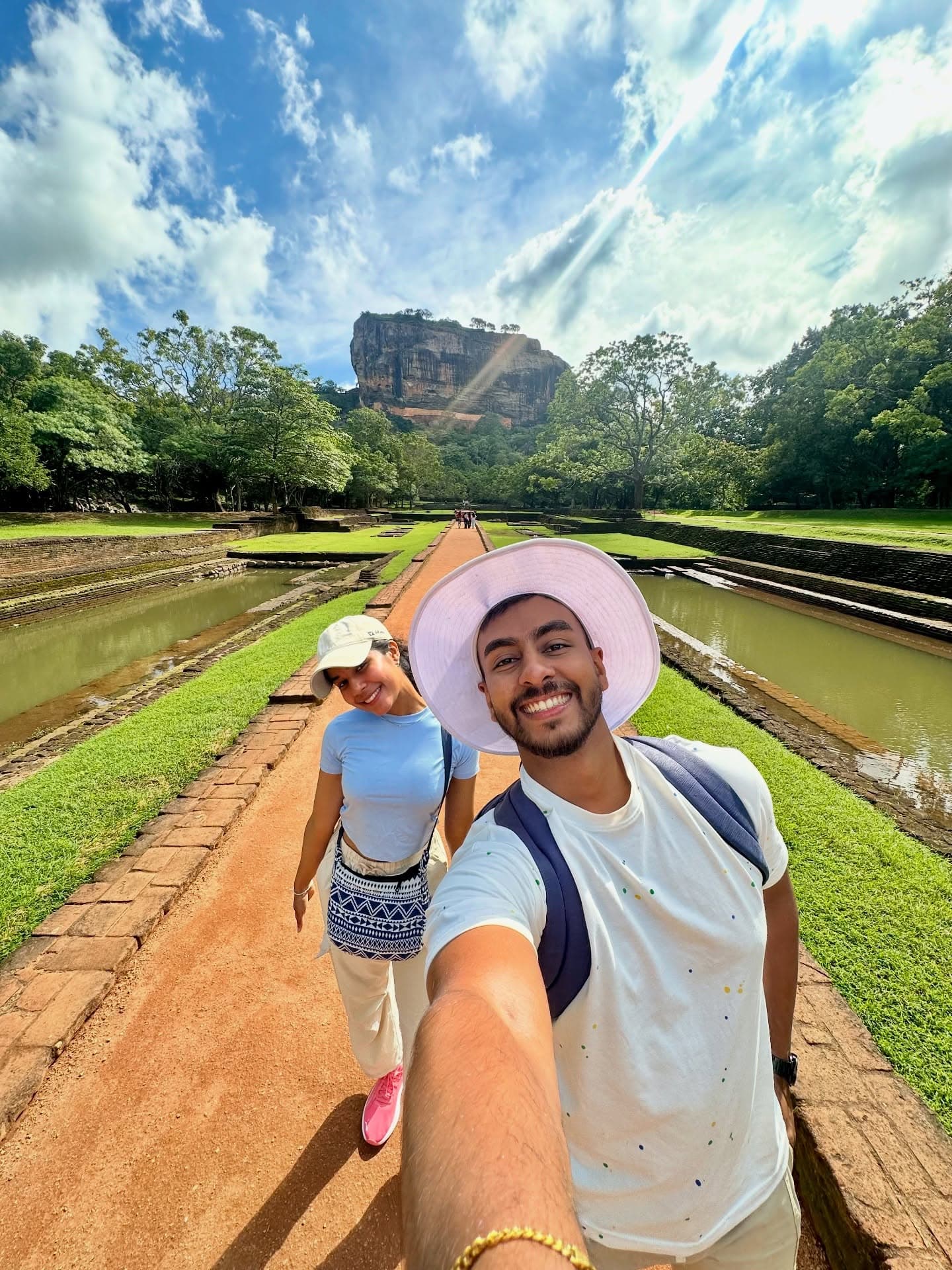 4-Night Romantic Route Through Kandy, Nuwara Eliya, Bentota and Colombo